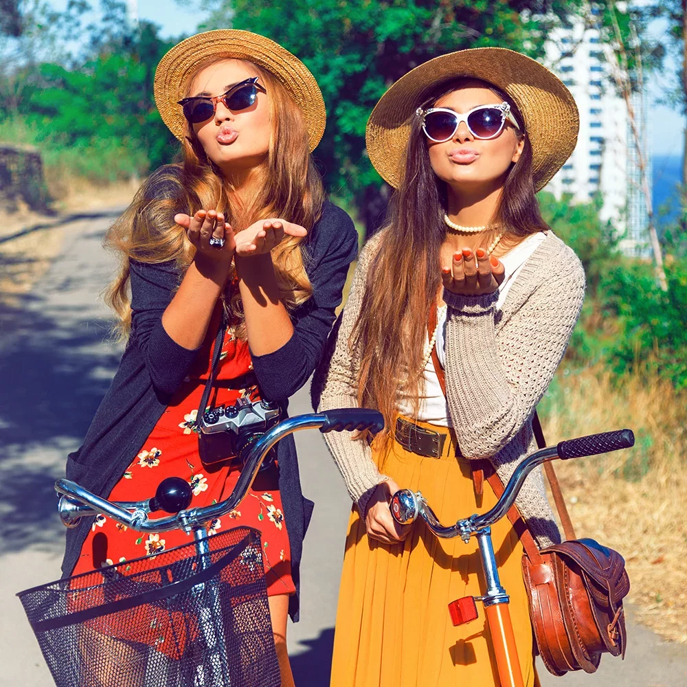 Women's Fashion at Rock It Resell
